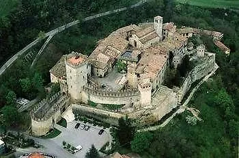 Hotel Castello Di Vigoleno Italia