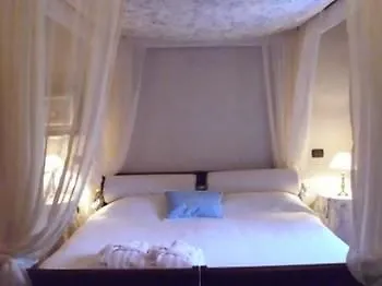 Hotel Castello Di Vigoleno Italien