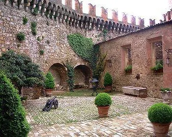 Hotel Castello Di Vigoleno 3*,  Italy